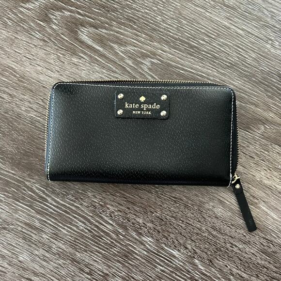 EUC Kate Spade Wellesley Neda Black Leather Zip Around Clutch Wallet - Picture 2 of 12